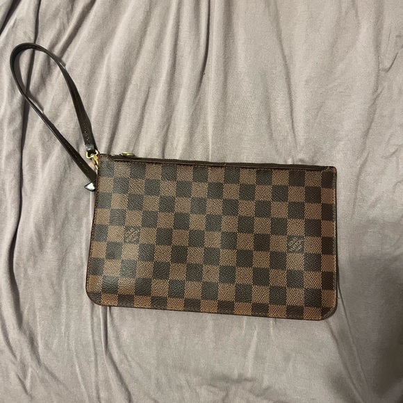 LV DAMIER WRISTLET - NEVERFUL POUCH - Picture 13 of 13